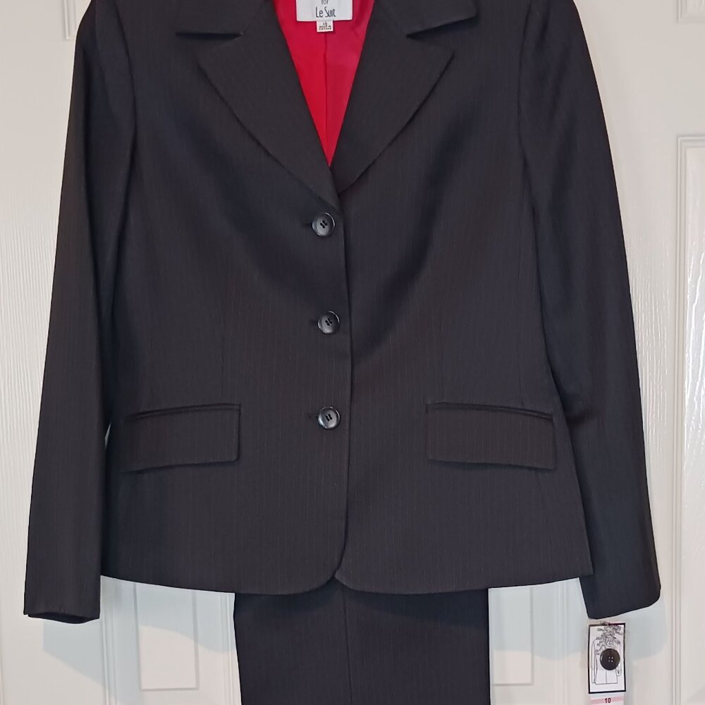NWT Collections for Le Suit Pantsuit Size 10